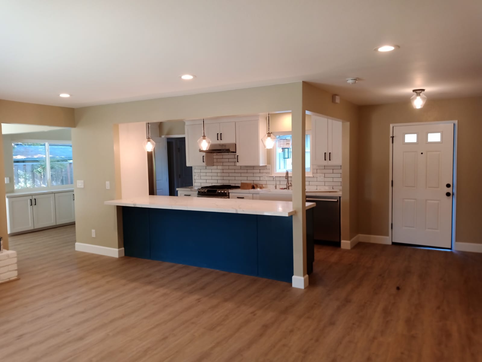 Luxury kitchen island